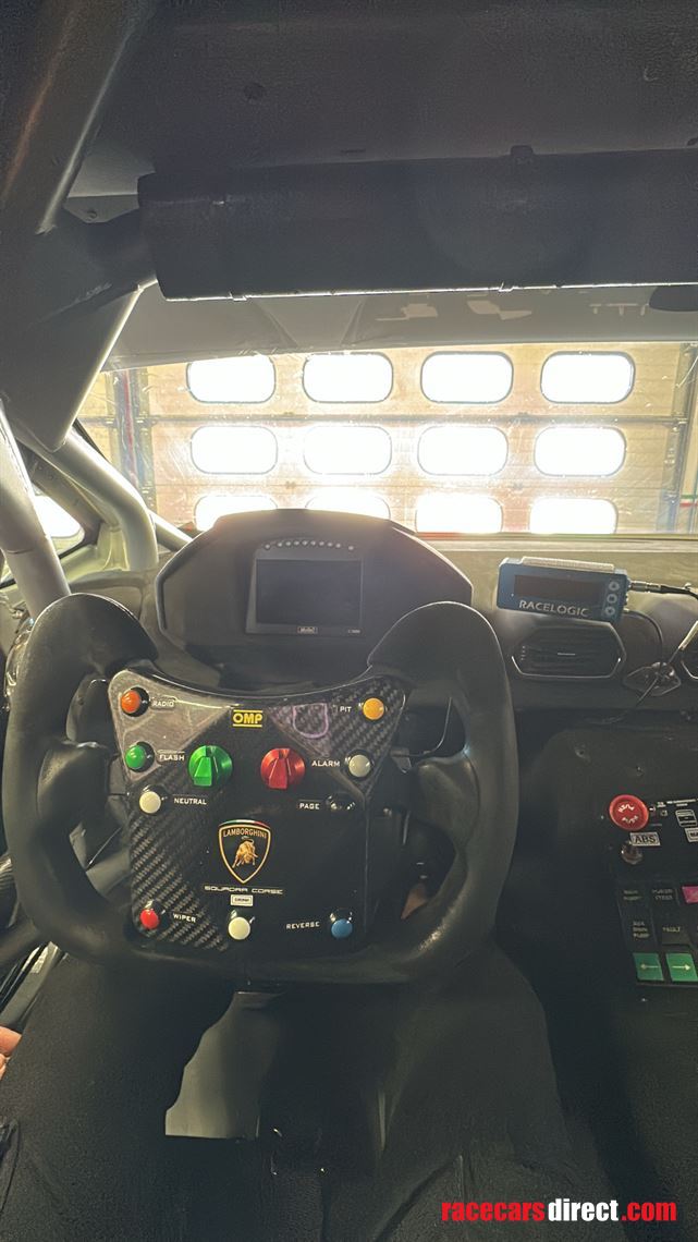 lamborghini-huracan-super-trofeo-evo2