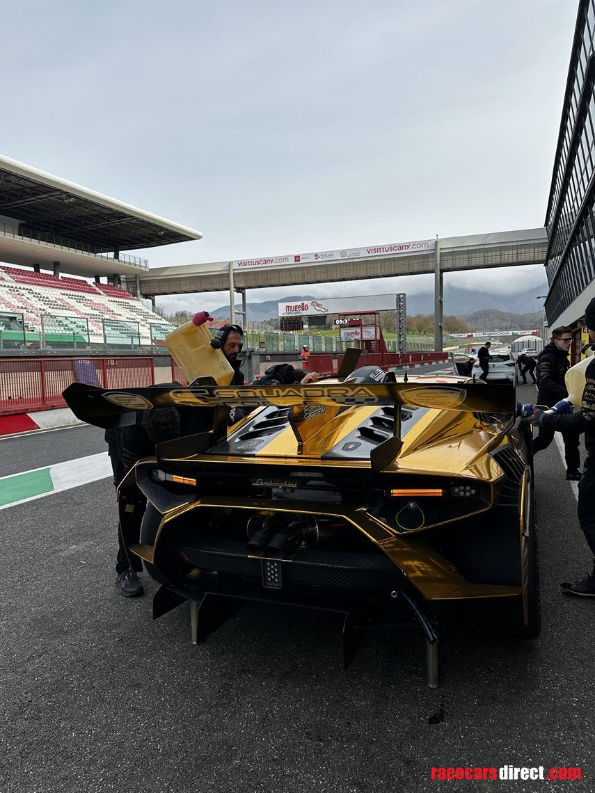 lamborghini-huracan-super-trofeo-evo2