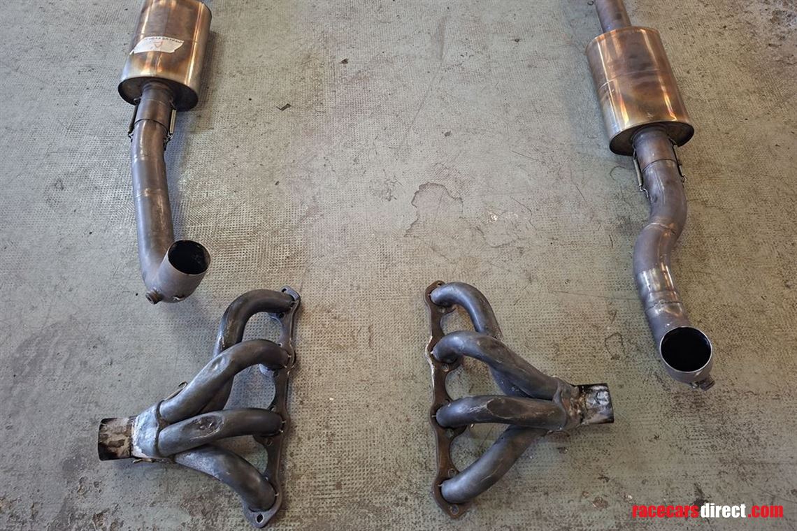 ac-cobra-289-fia-exhaust-system