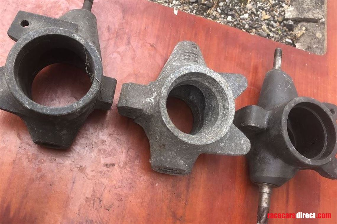 chevron-front-uprights---an-assortment