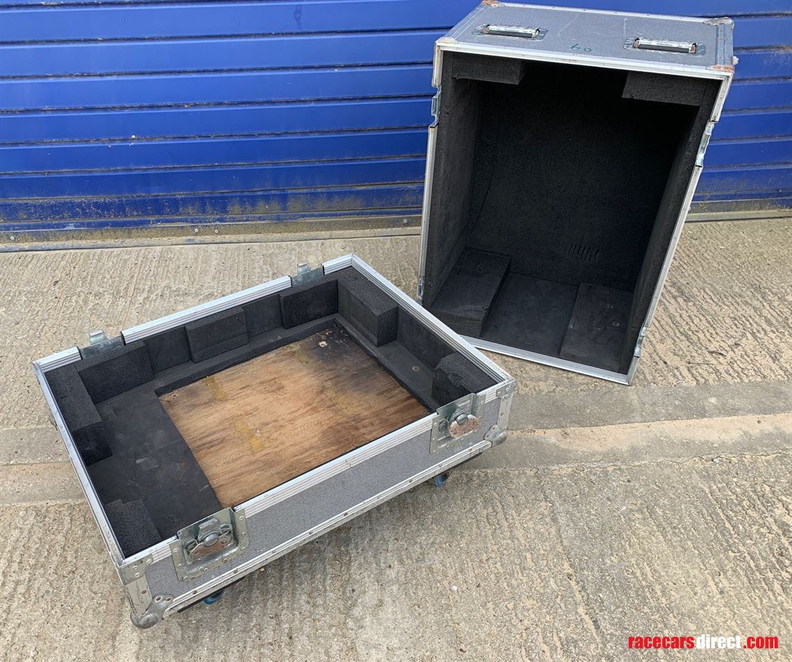 oakley-engine-flight-case