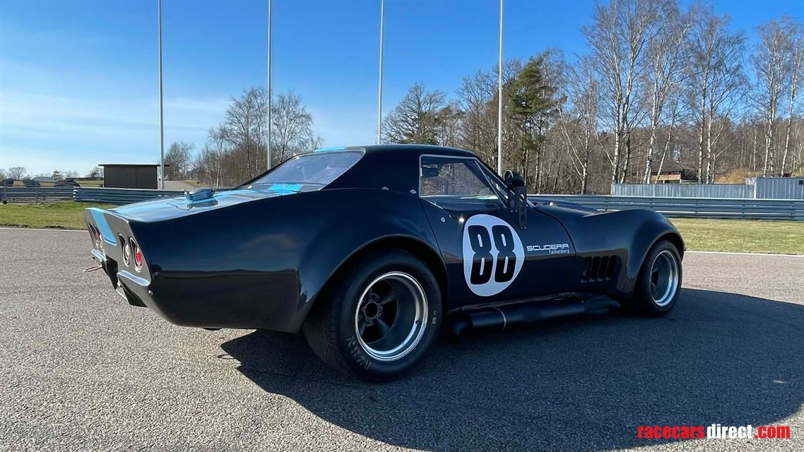 chevrolet-corvette