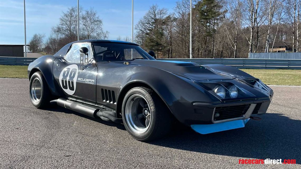 chevrolet-corvette