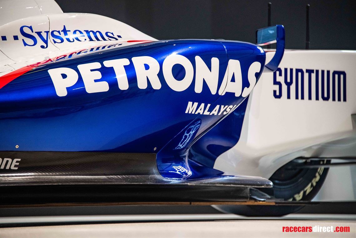 f1-bmw-sauber-works-showcar