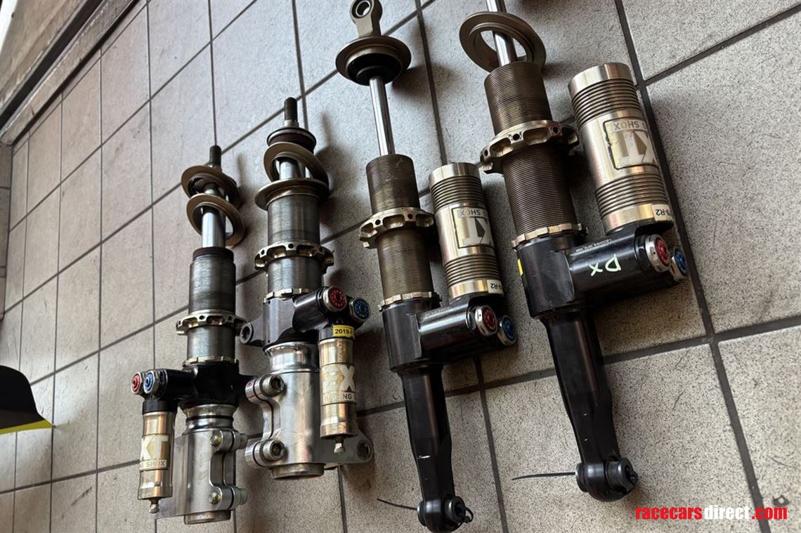 hyundai-i30-tcr-ext-racing-dampers