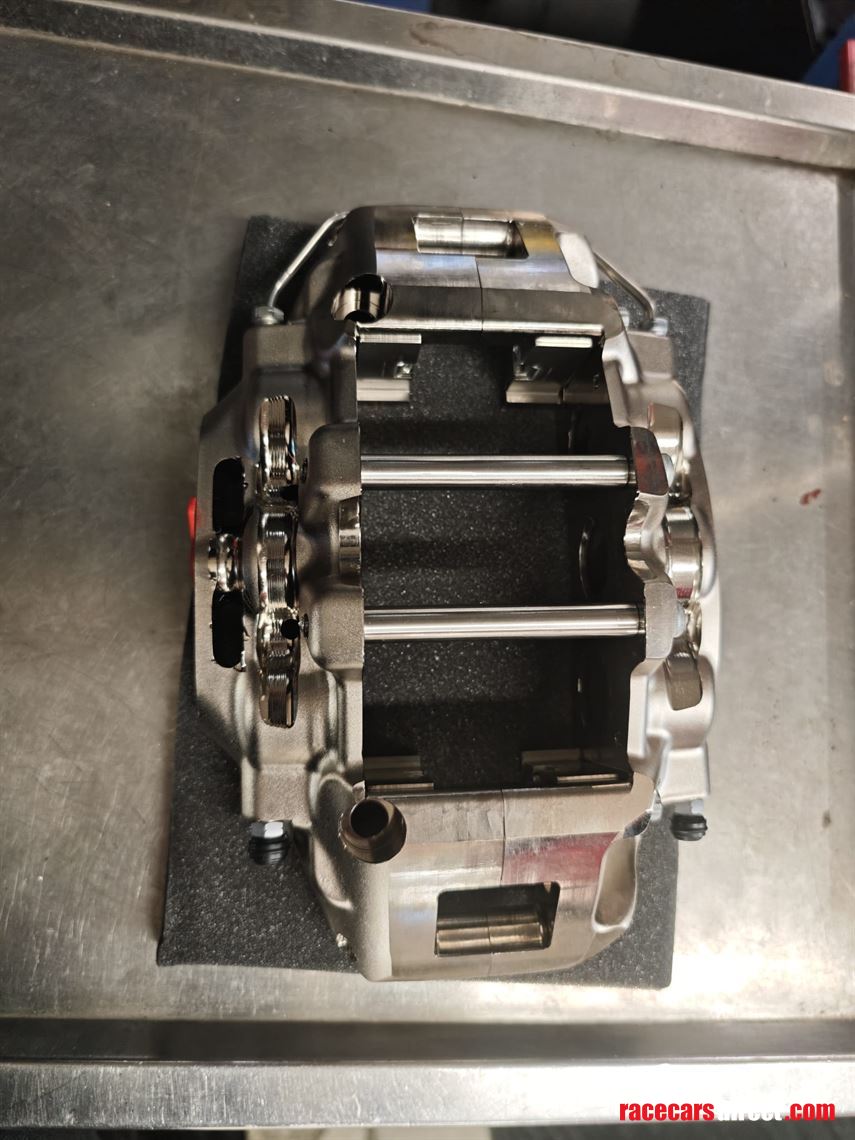 alcon-c5c6-corvette-racing-big-brake-kit