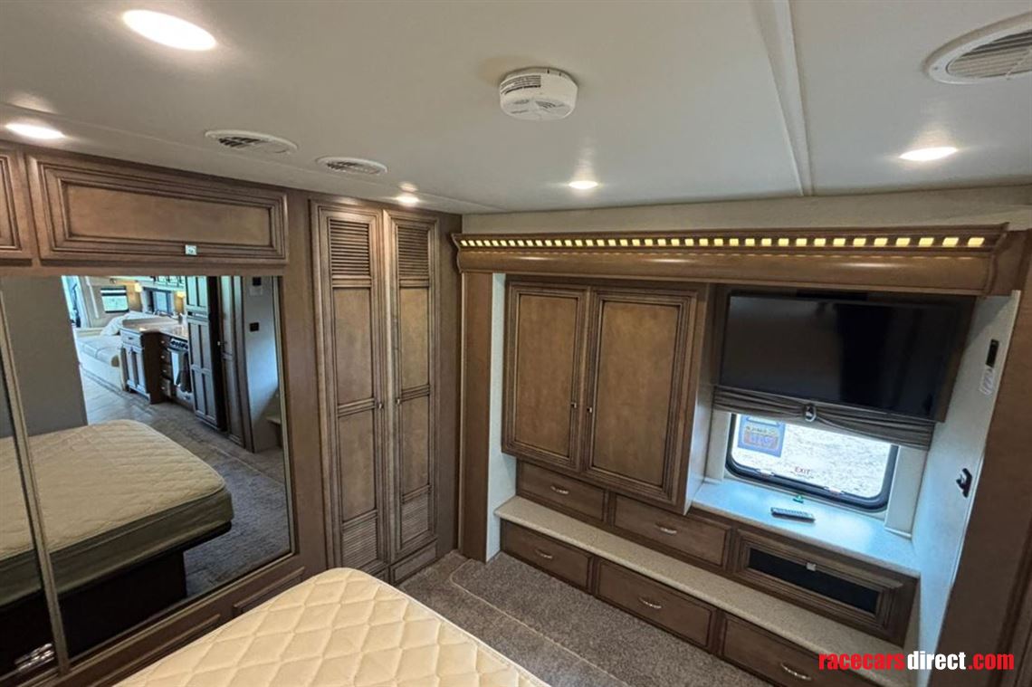 newmar-baystar-american-motorhome