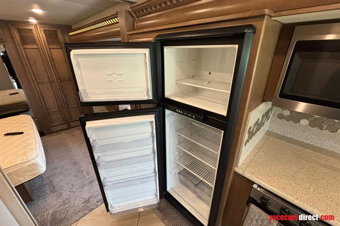 newmar-baystar-american-motorhome