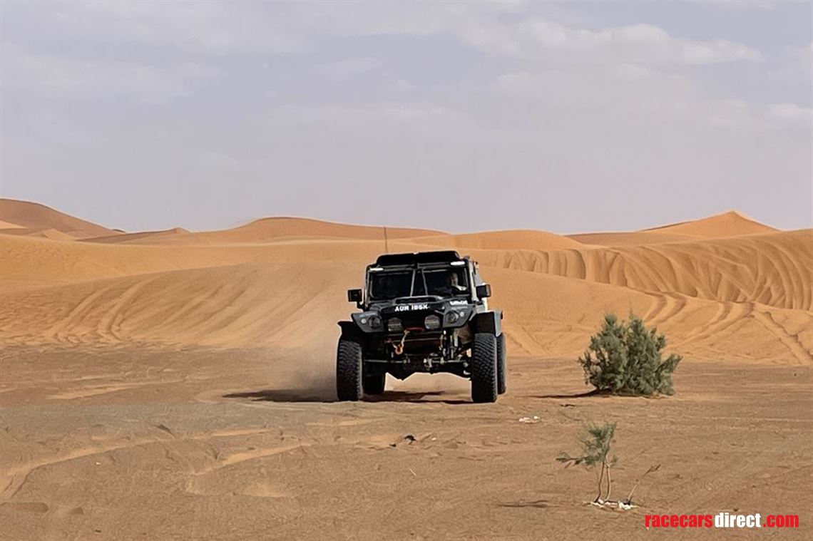 rally-land-rover-defender-desert-raceoff-road