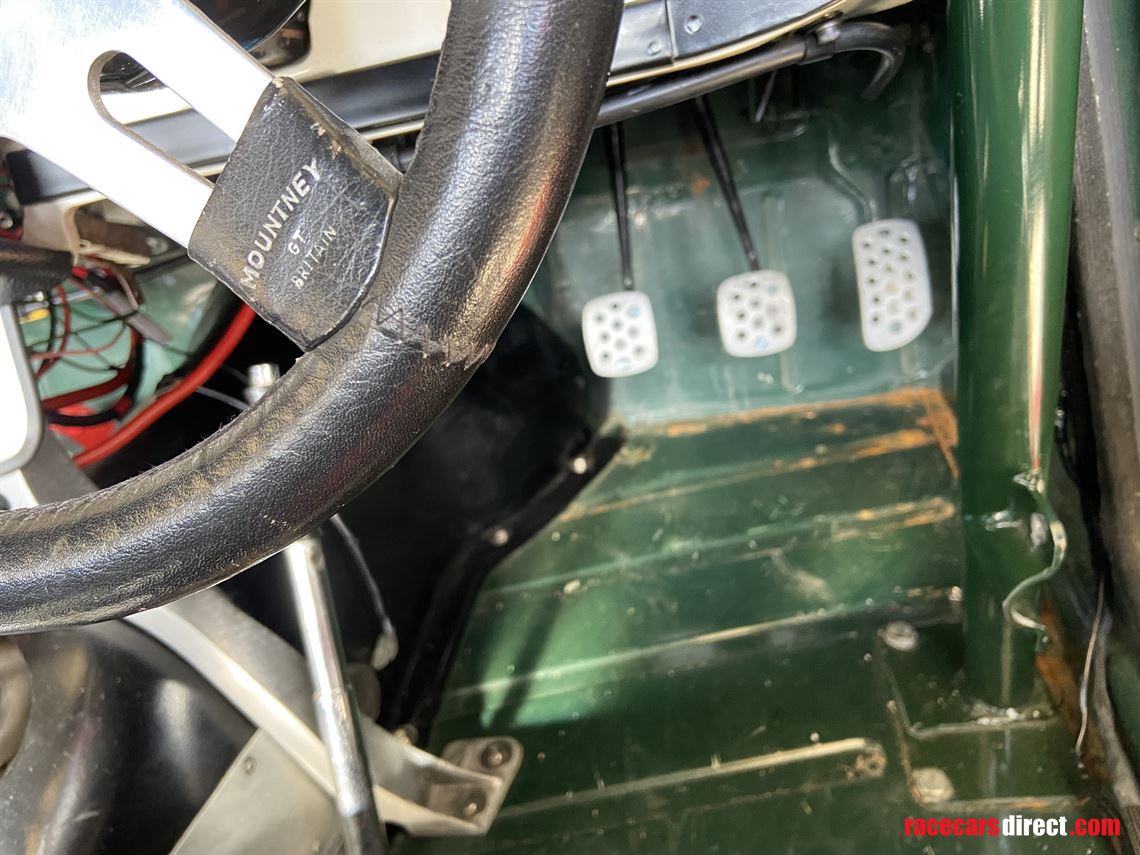 1964-triumph-tr4-fia-race-car