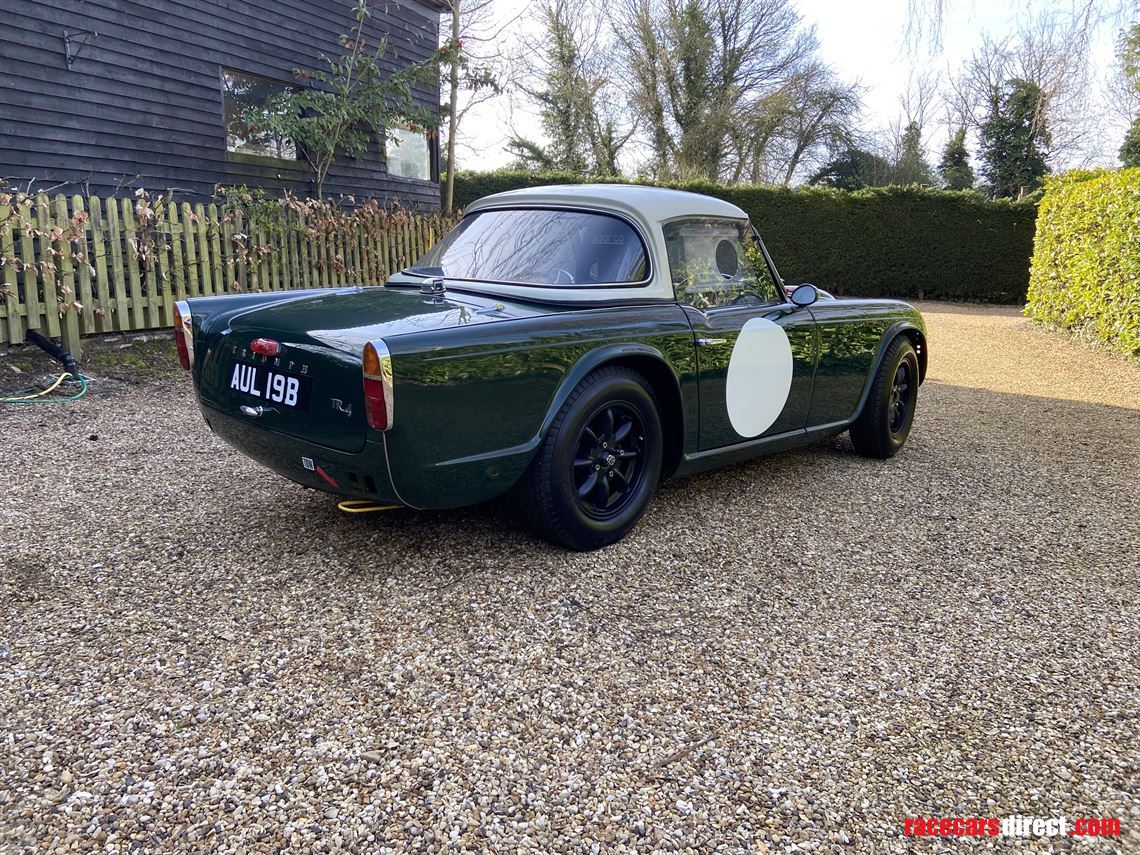 1964-triumph-tr4-fia-race-car