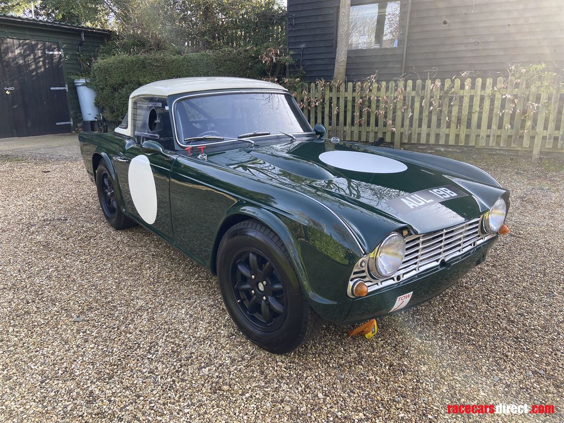 1964-triumph-tr4-fia-race-car