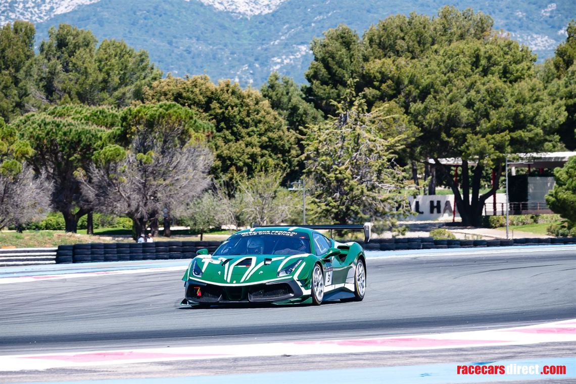2020-ferrari-488-challenge-evo