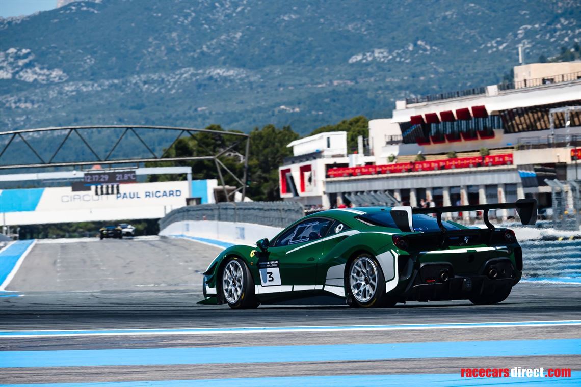 2020-ferrari-488-challenge-evo
