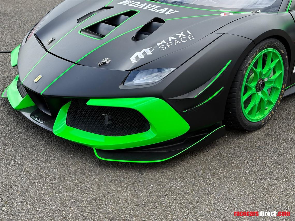 2019-ferrari-488-challenge-evo