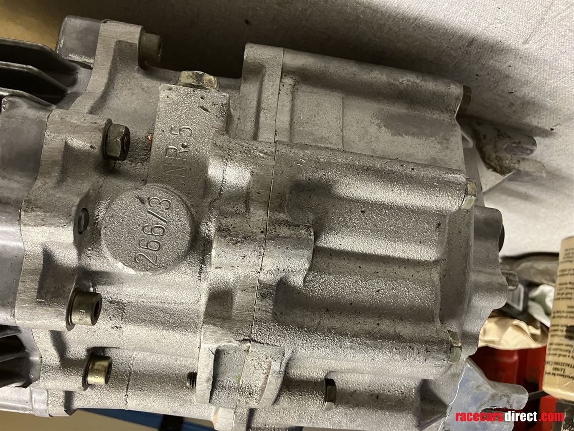 bmw-e30-m3-dtm-6-speed-gearbox