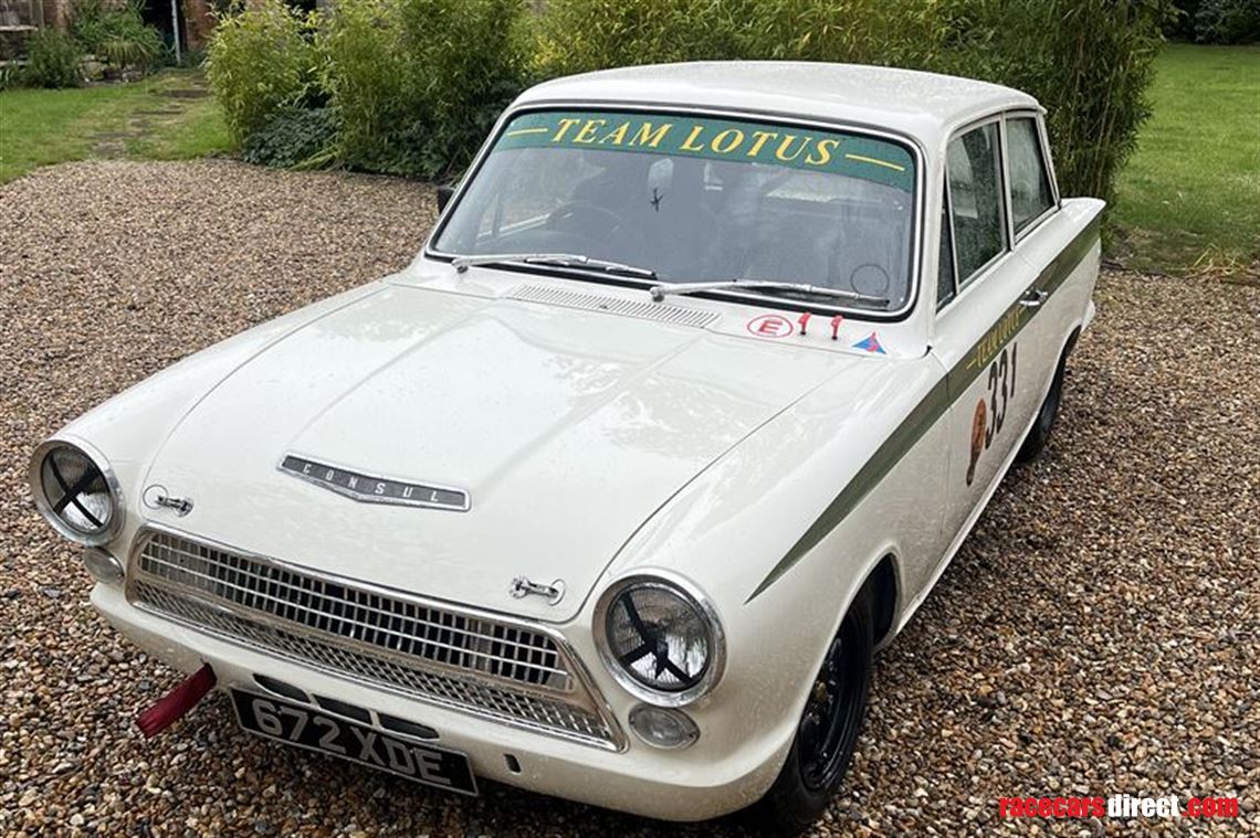 ford-lotus-cortina-mk1-race-car