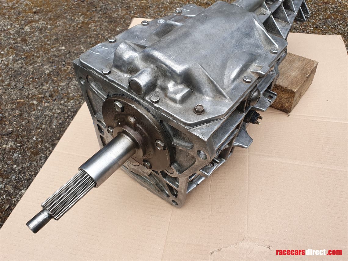 borg-warner-t5-glebe-straight-cut-dog-racing