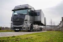 stx-motorhome---mercedes-benz-actros-triple-s