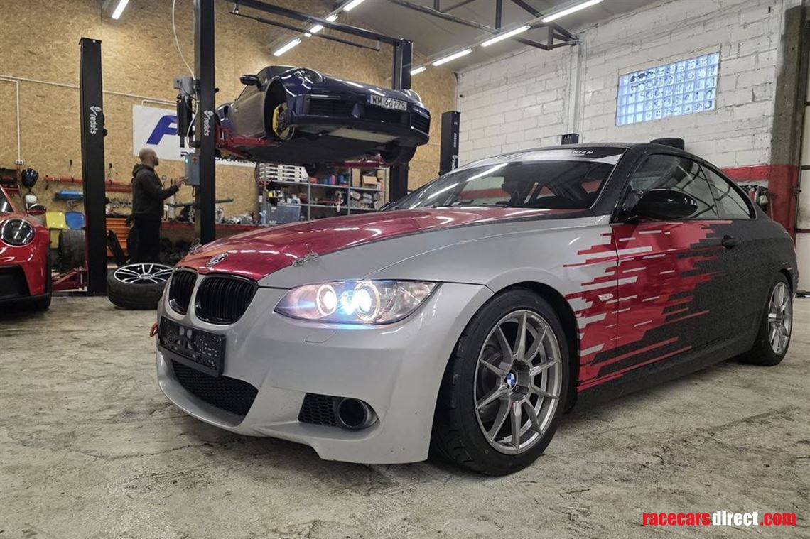 2x-bmw-e92-325i-cup