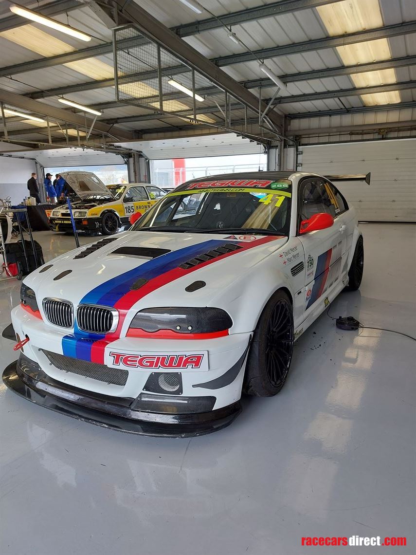 bmw-m3-e46-lady-p
