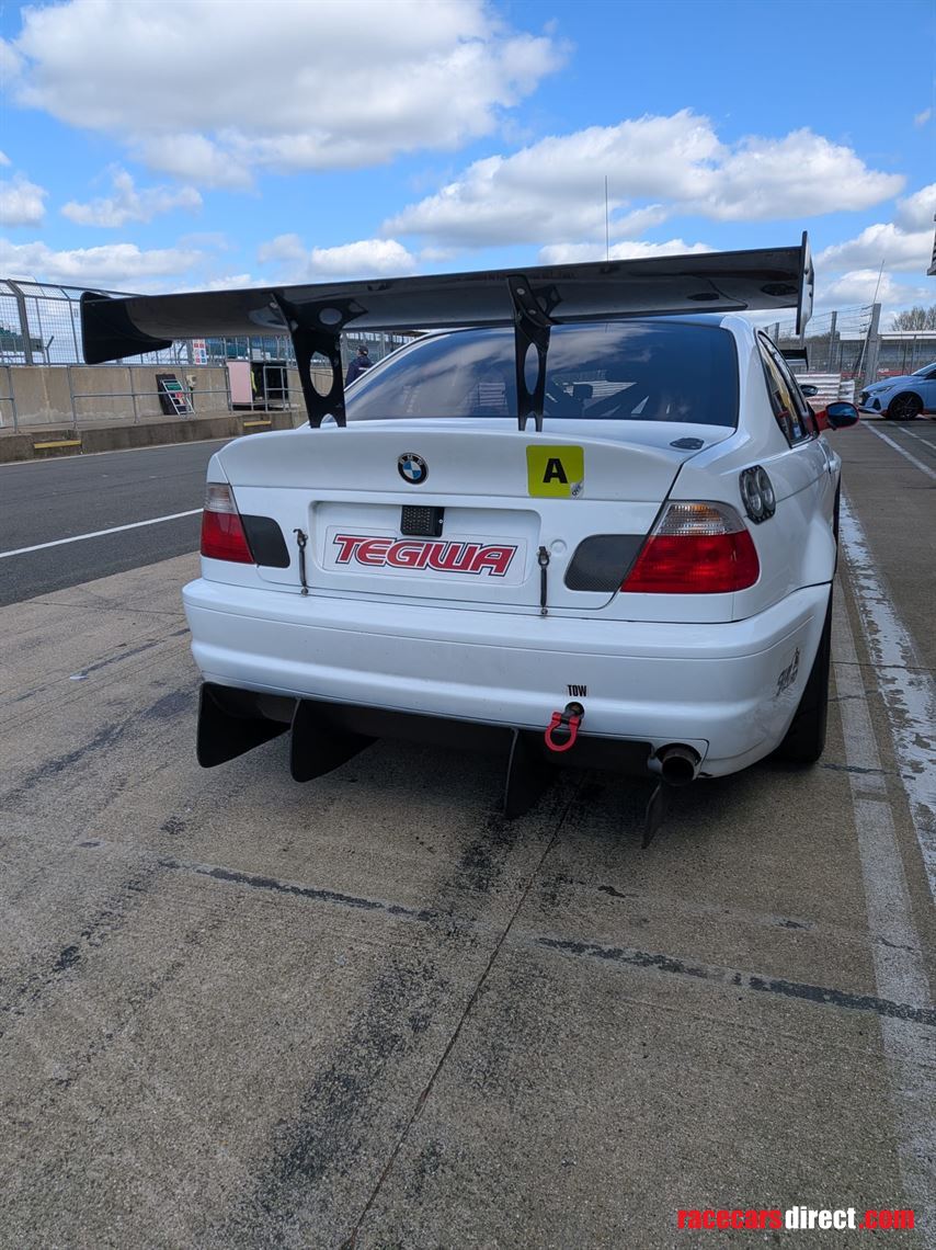 bmw-m3-e46-lady-p