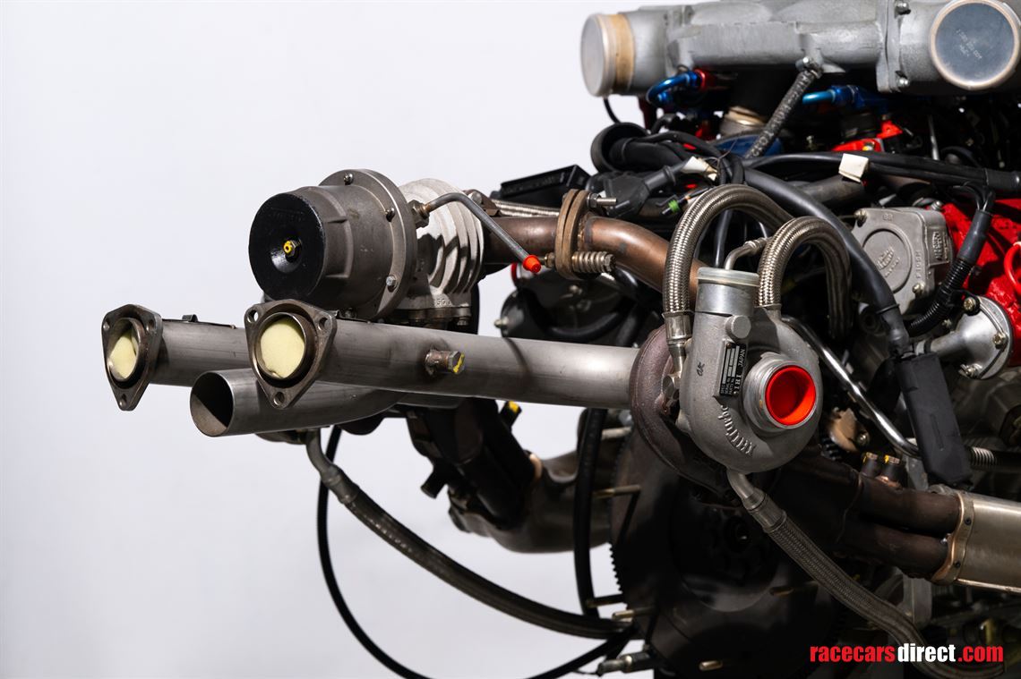 ferrari-f40-engine
