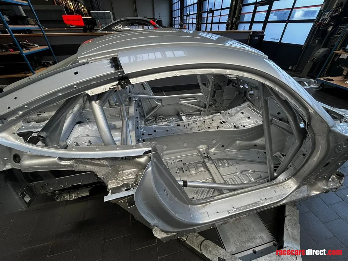 mercedes-amg-gt3-evo-body