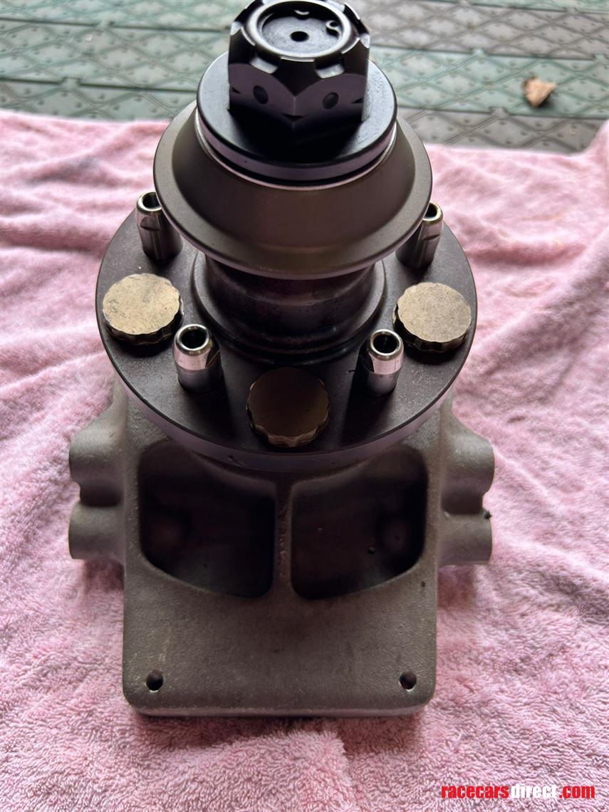 ginetta-g55-g56-gt3-gt4-centre-lock-hub-assem