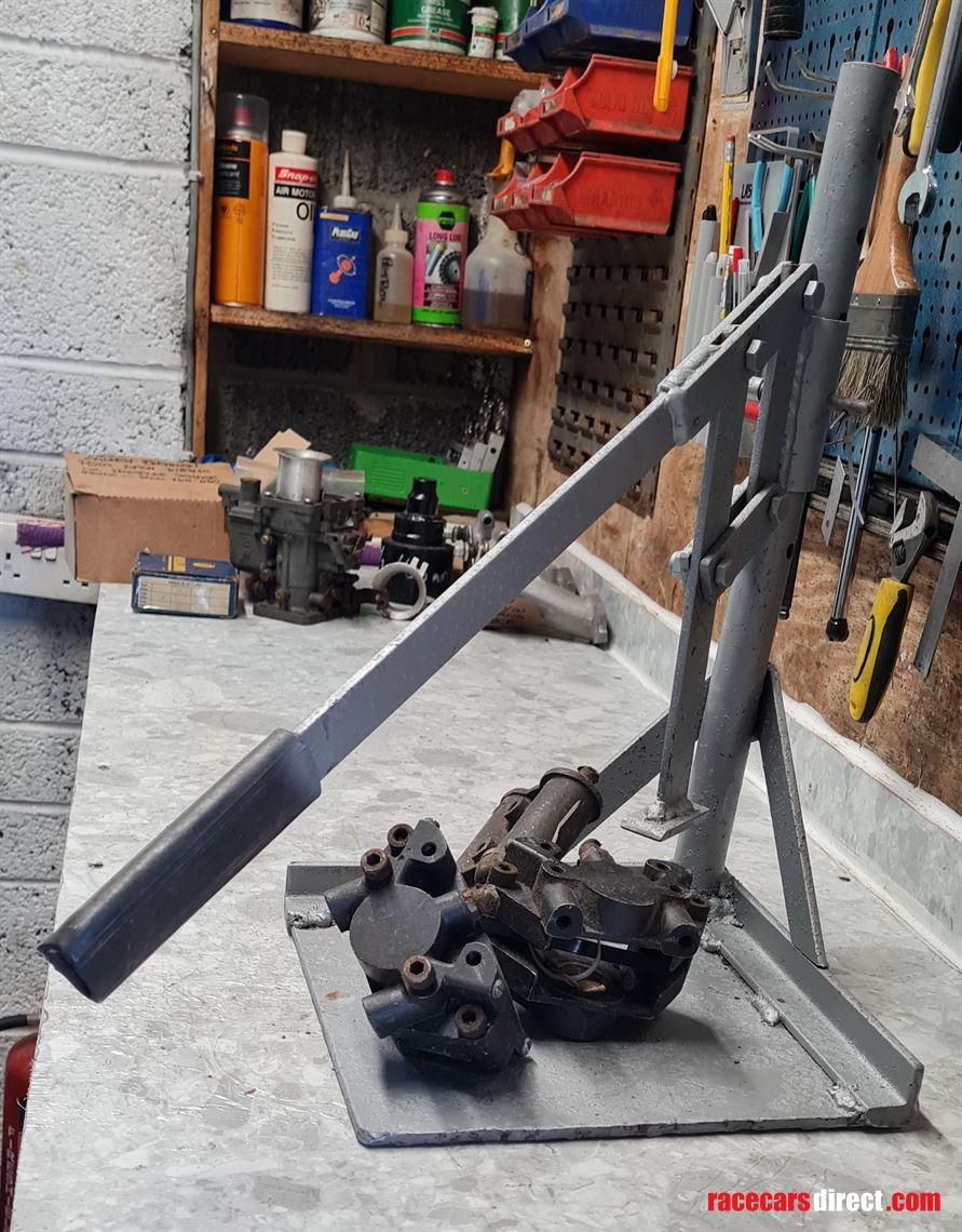 karting-bead-breaker-and-2x-calipers-1x-maste