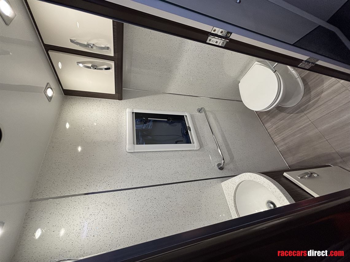 iveco-daily-72---210-motorhome