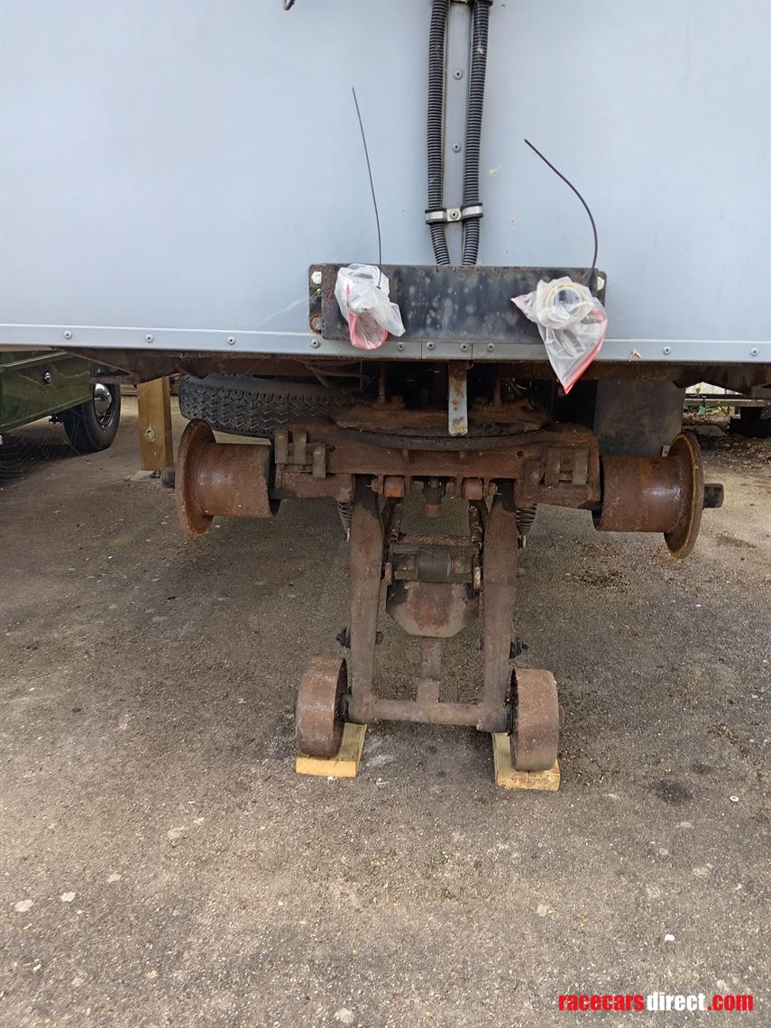 Tasker Trailer Racecarsdirect.com - TASKER 20FT BOX TRAILER
