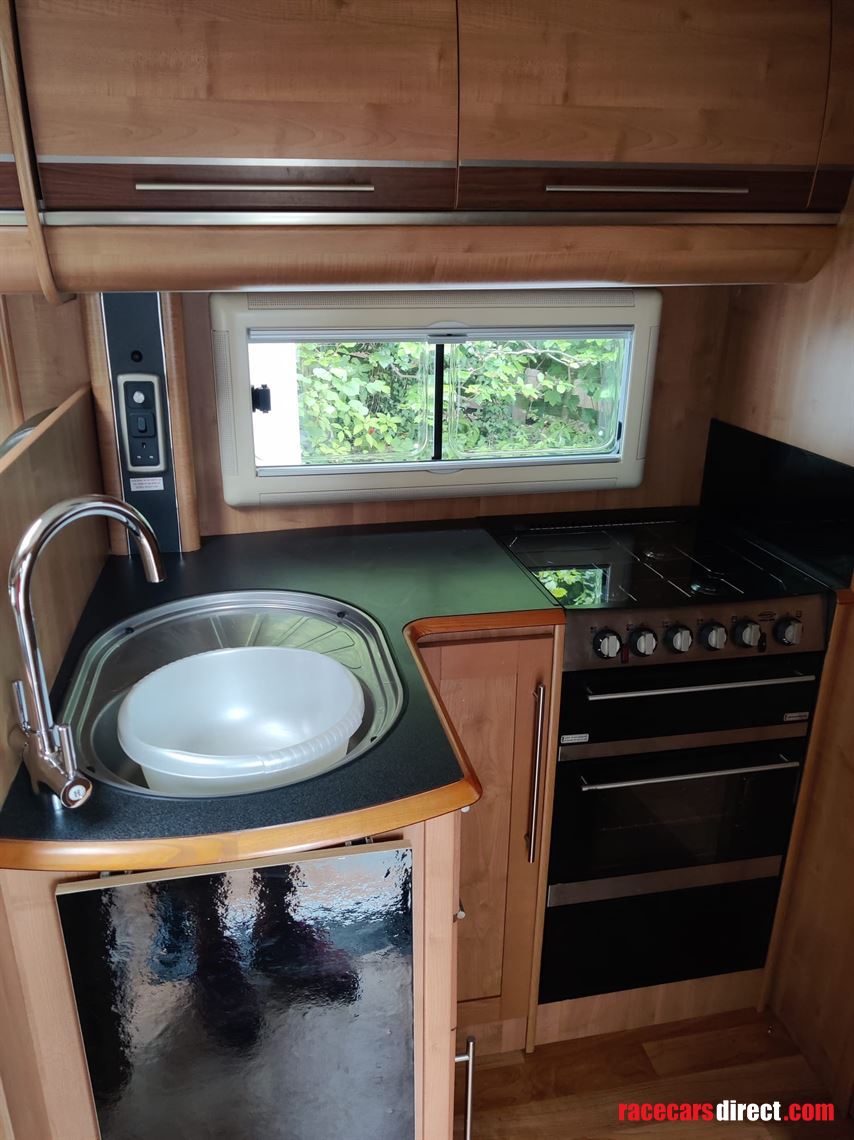 auto-trail-cheyenne-se-840d---6-berth-motorho
