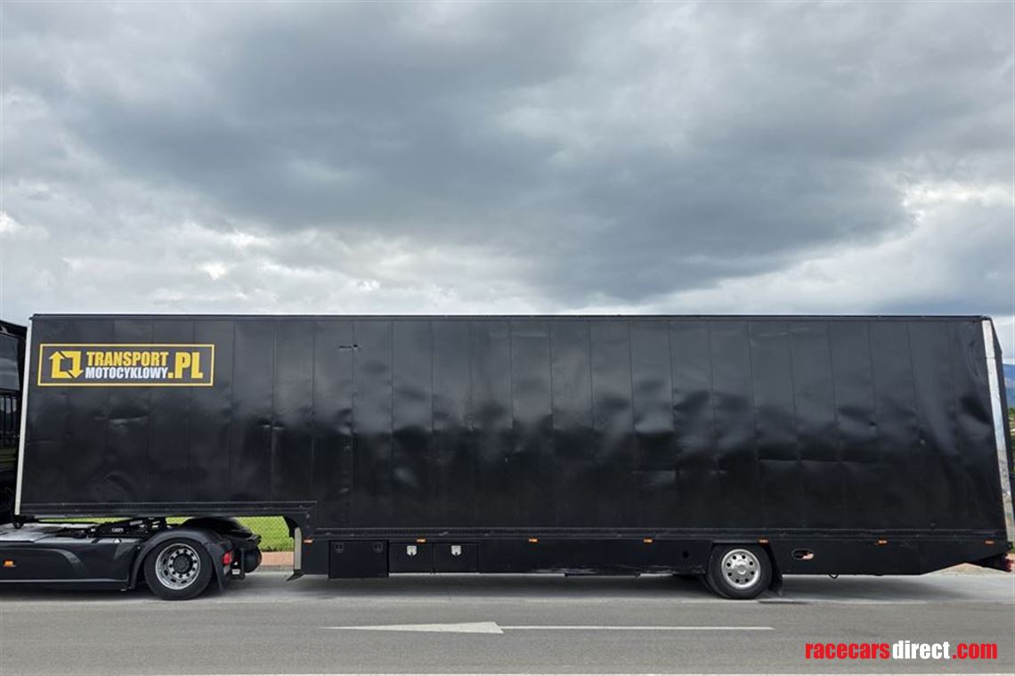 motorcycles-race-trailer---30-bikes---poland