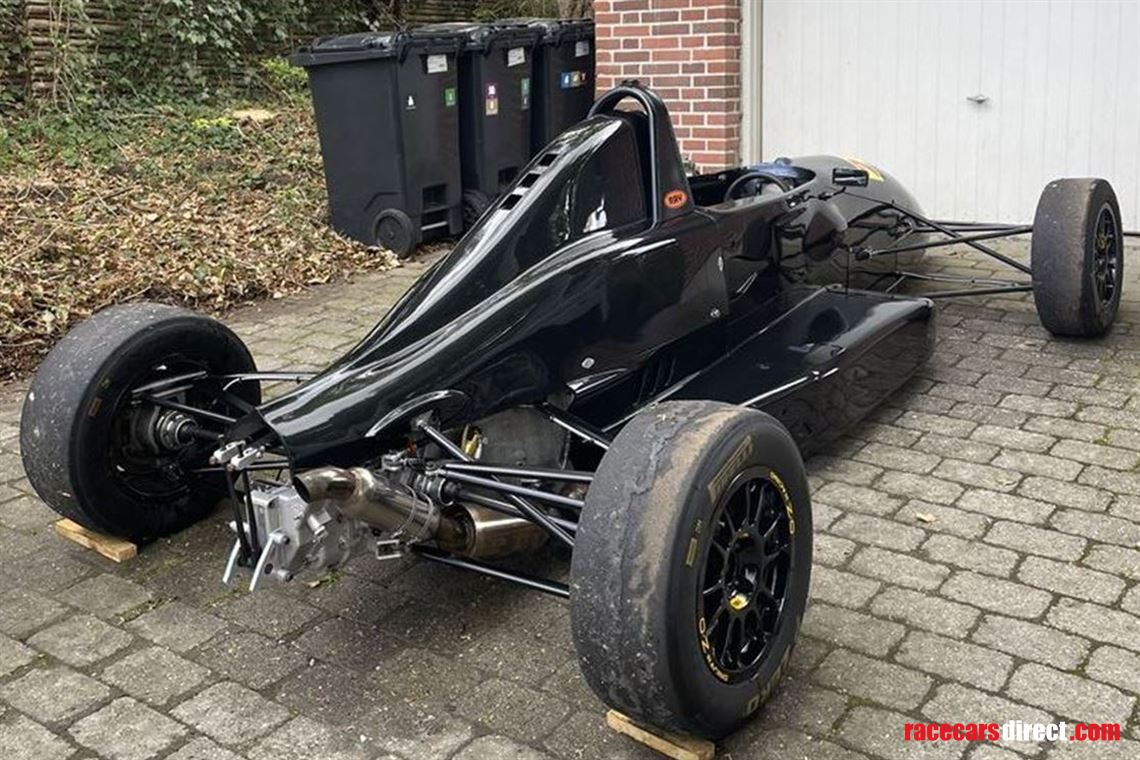 ray-gr07-formula-ford