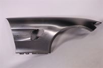 mercedes-amg-gt4-right-fender