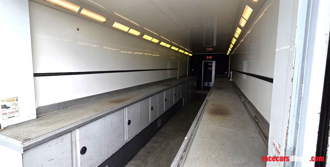 two-gt-car-race-trailer
