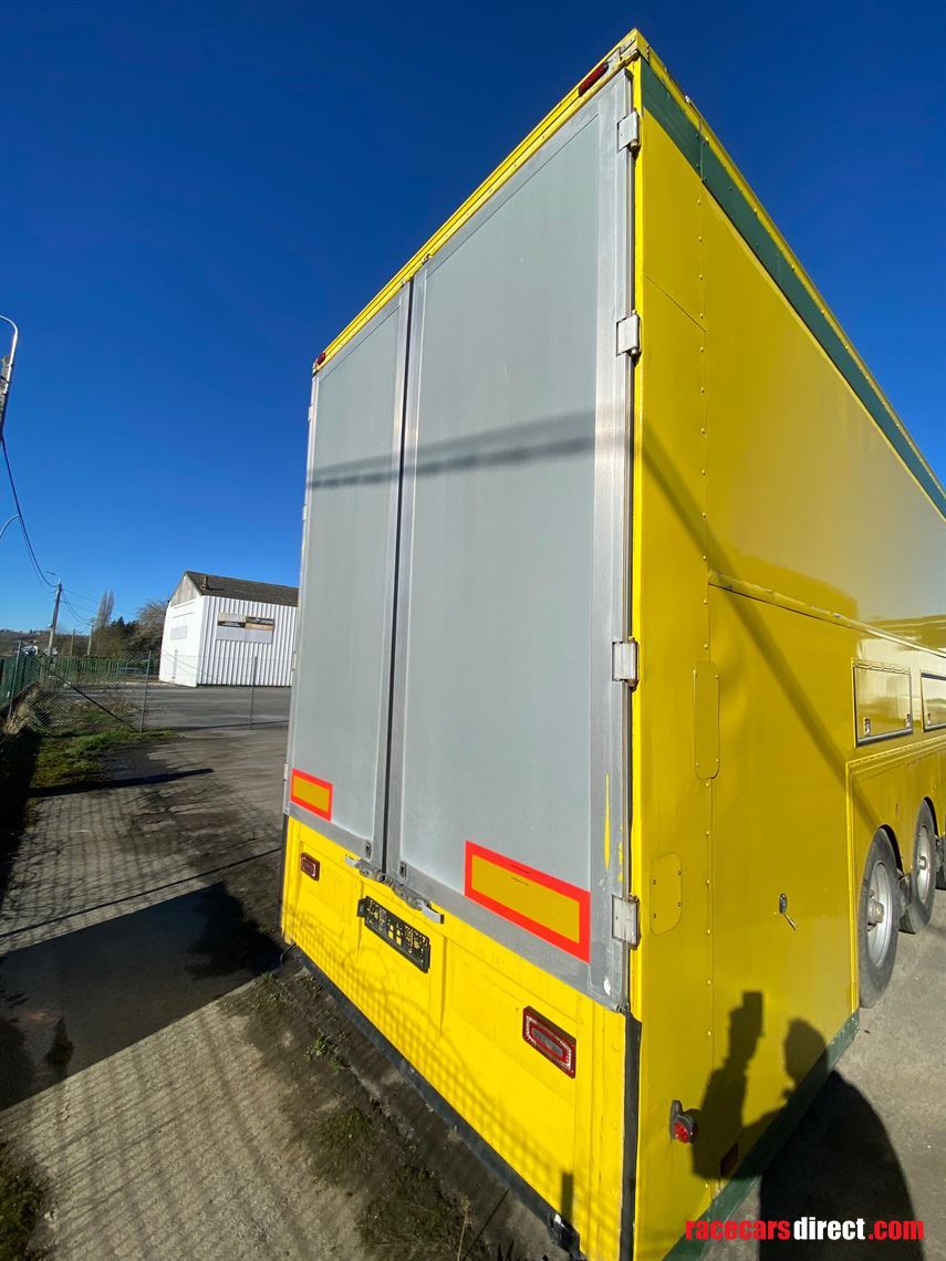 gray-adams---double-deck-trailer