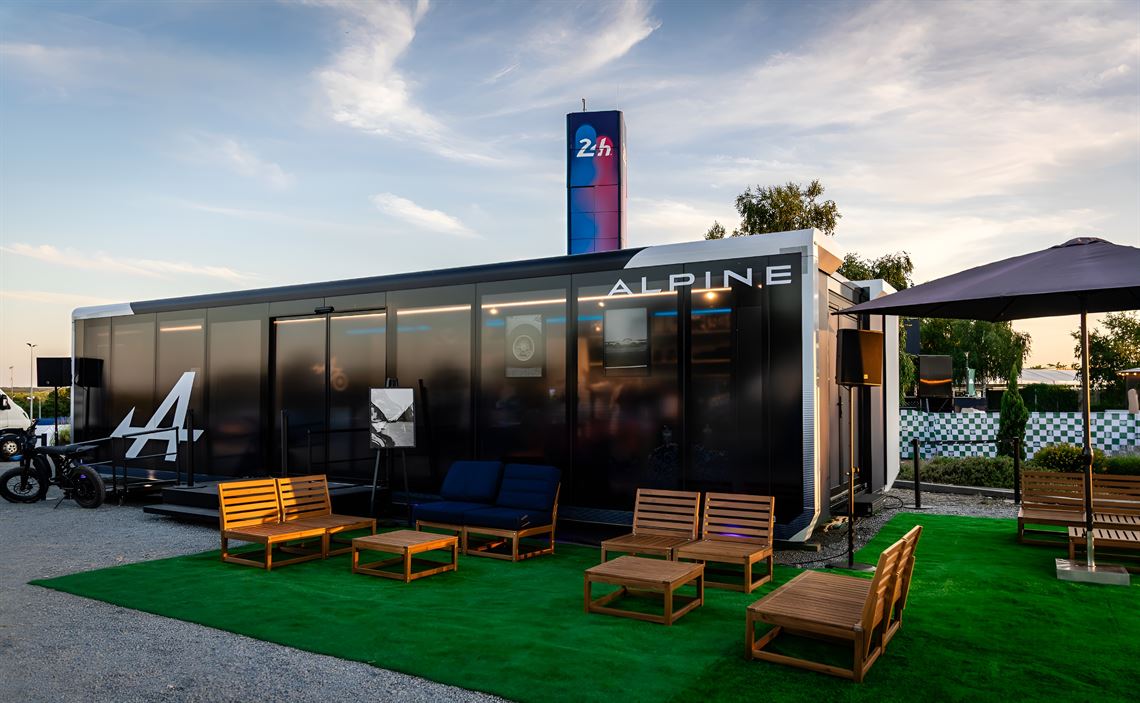 hospitality-marketing-trailers-units-for-rent