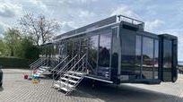 expandable-trailer-with-rooftop
