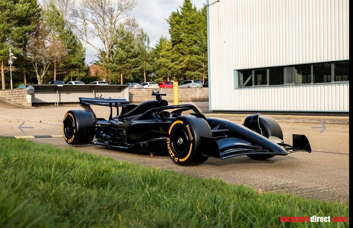 2025-f1-show-car-moulds-rolling-shell