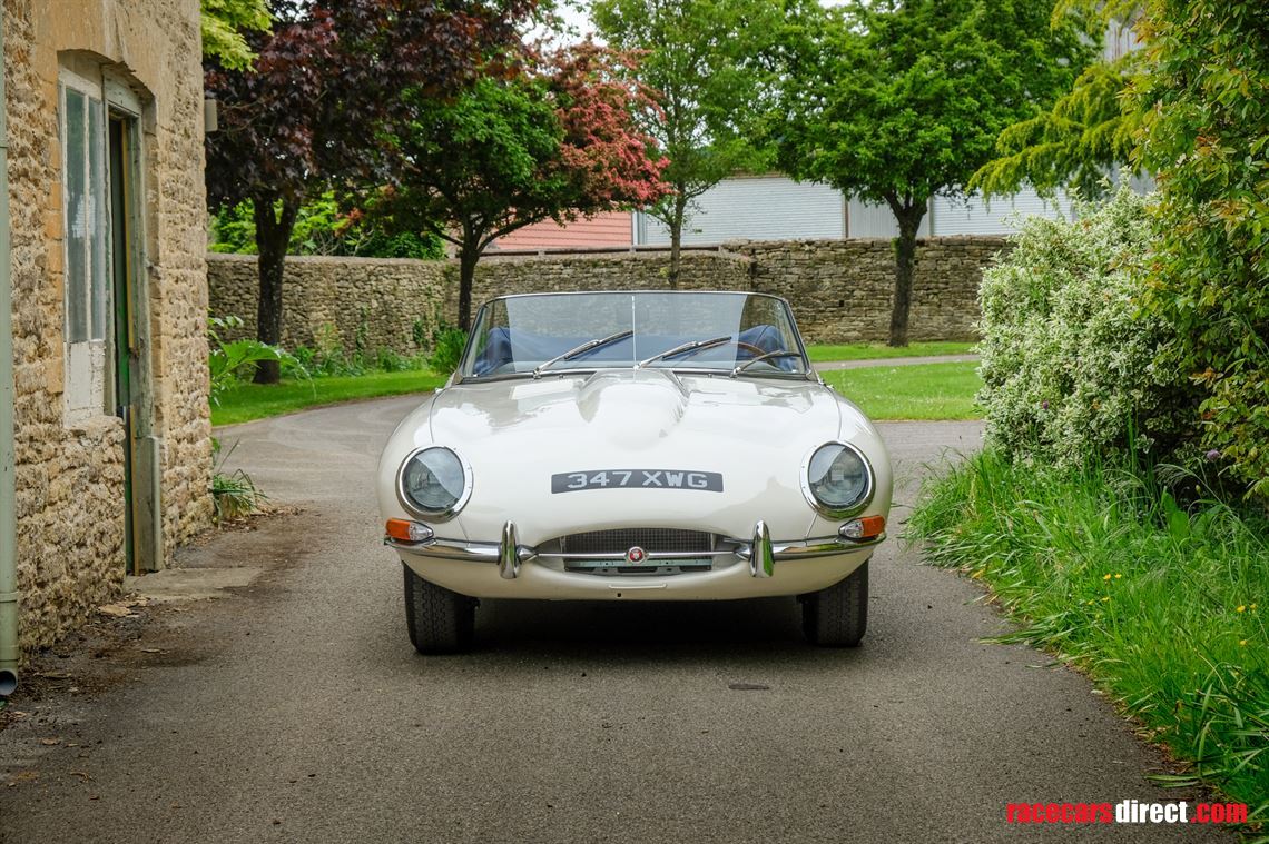 1961-jaguar-e-type-flat-floor-roadster