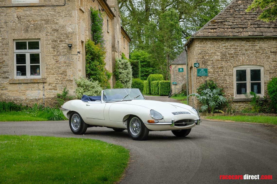 1961-jaguar-e-type-flat-floor-roadster