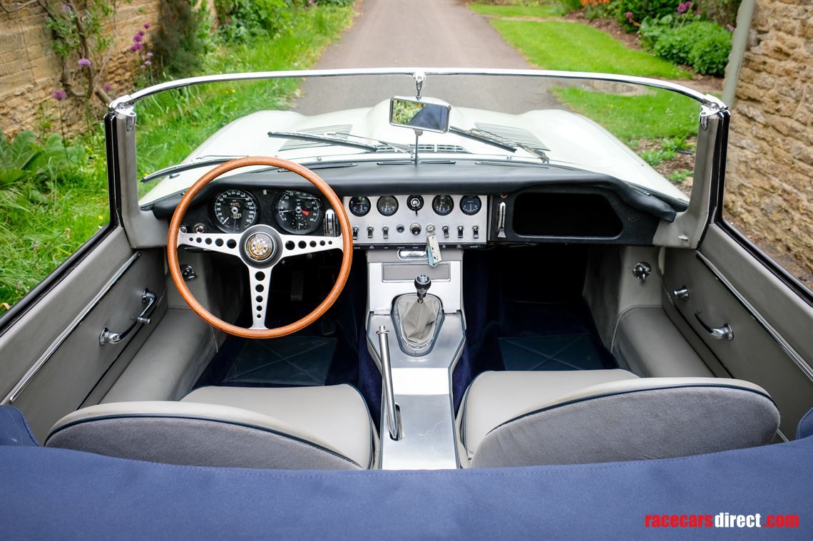 1961-jaguar-e-type-flat-floor-roadster