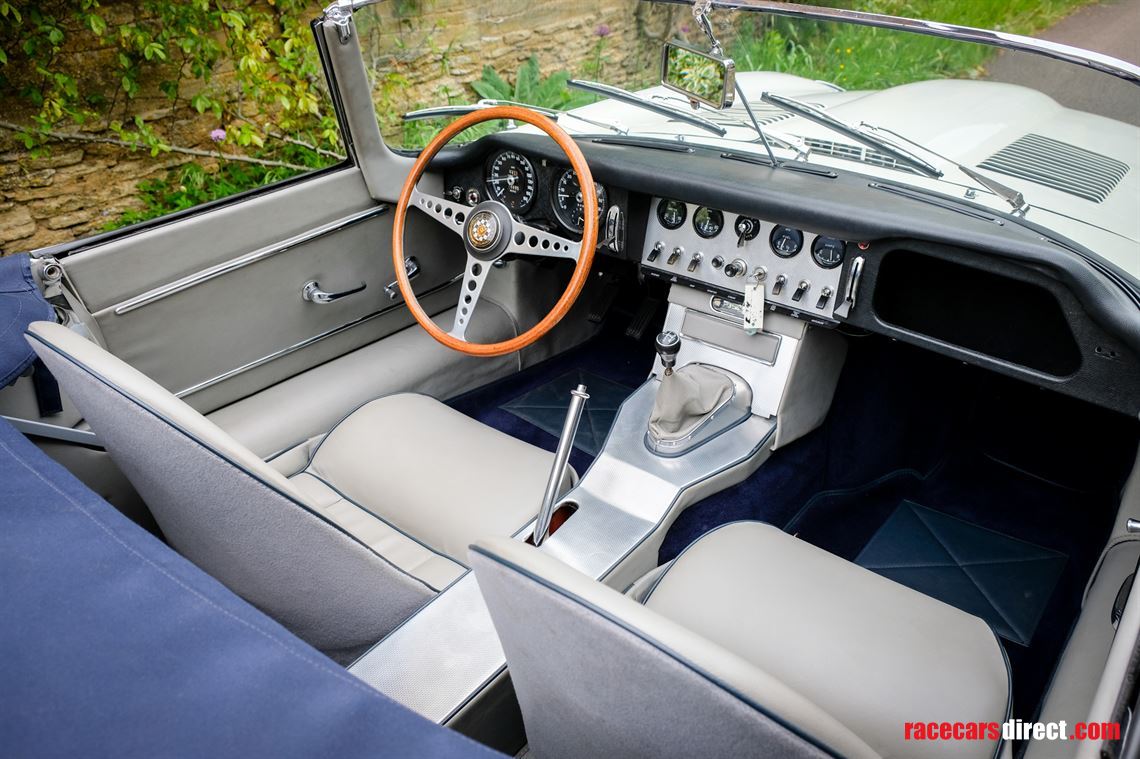 1961-jaguar-e-type-flat-floor-roadster