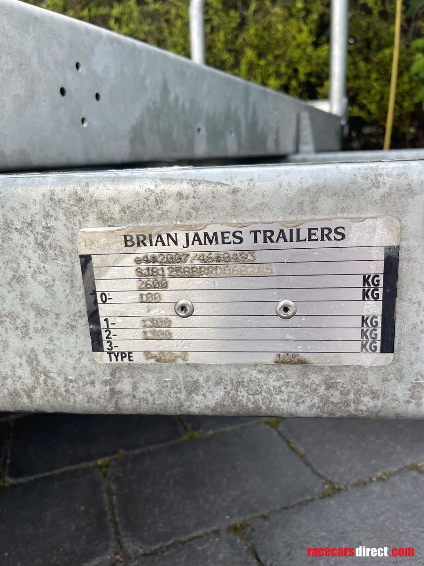 brian-james-a-transporter-45mx20m