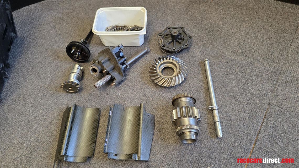 benetton-f1-b200-gearbox