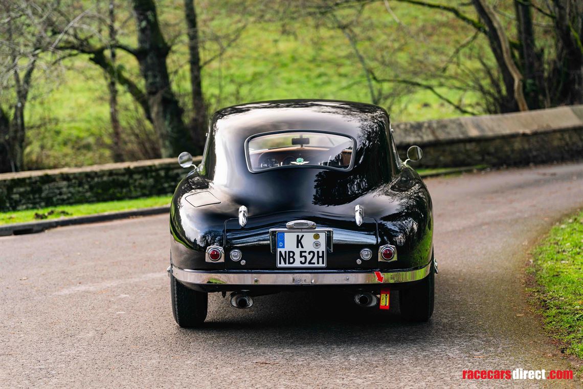 1952-aston-martin-db2-vantage