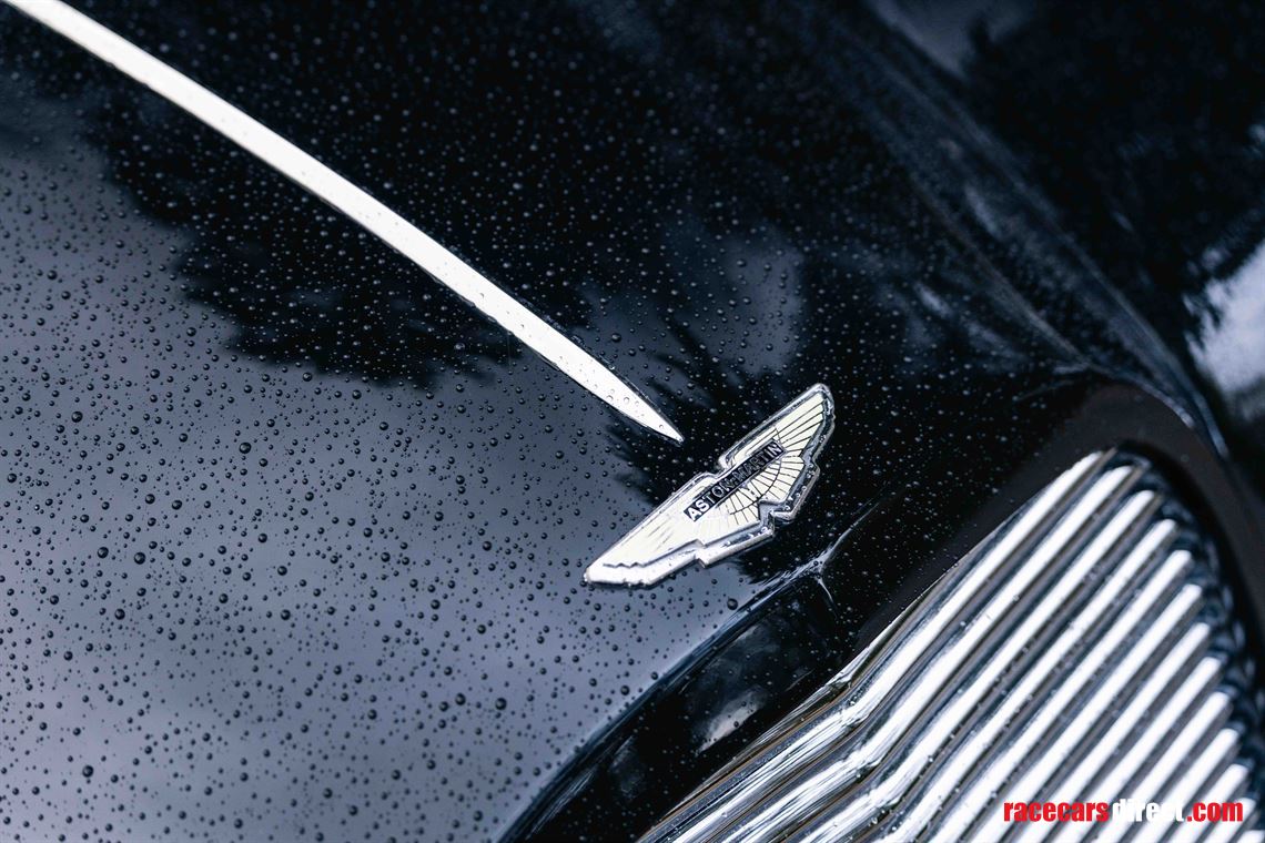 1952-aston-martin-db2-vantage