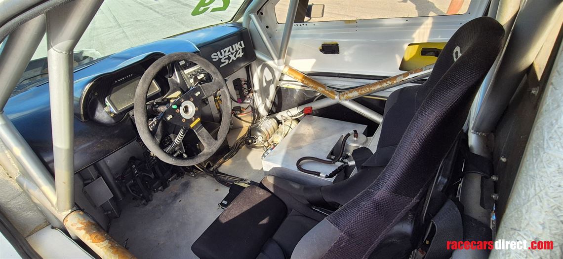 solution-f-suzuki-sx4-with-alfa-romeo-dtm-eng